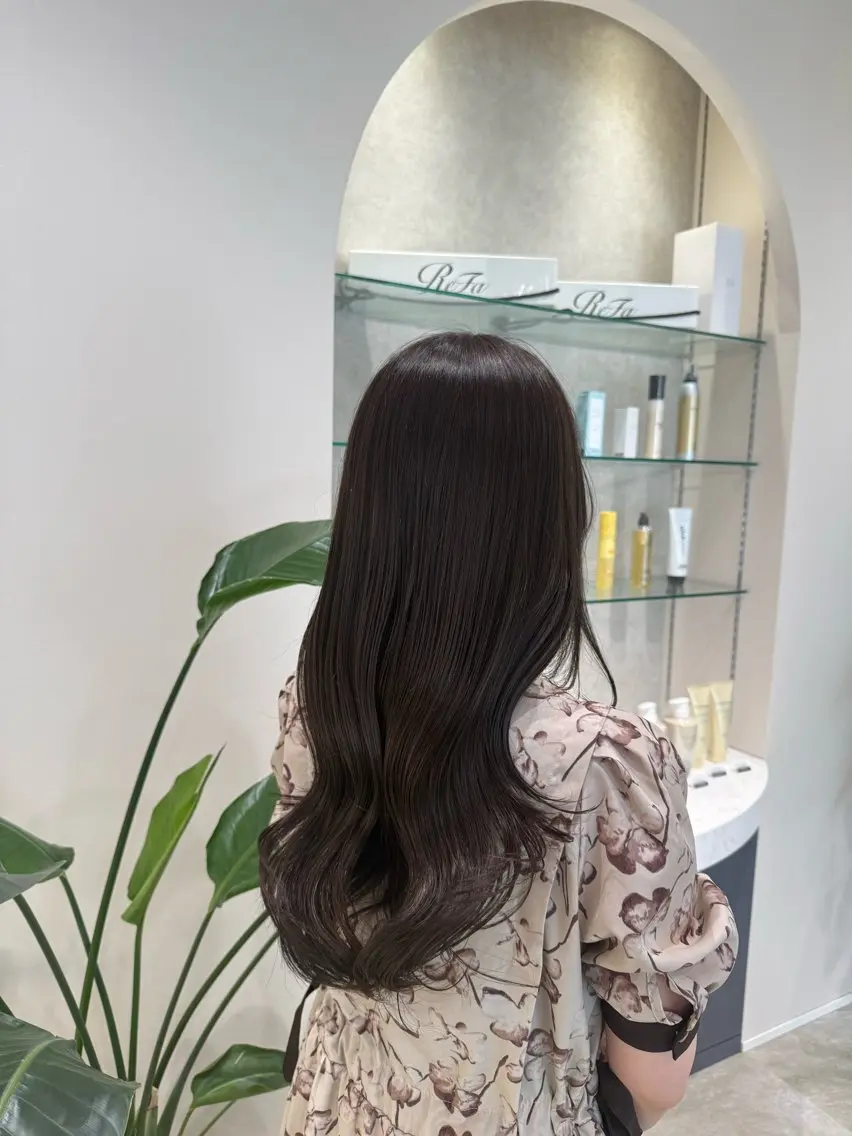 カラー グレージュ ヘアカラー 北吉 雪菜のヘアスタイル