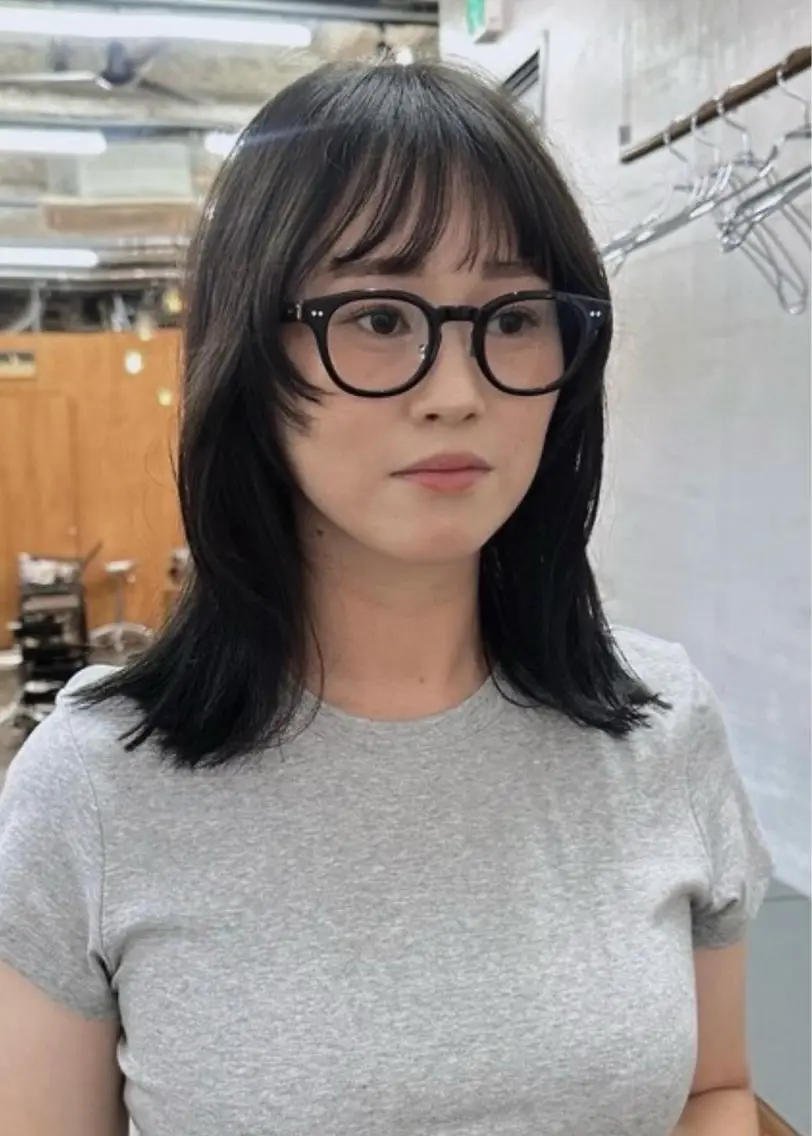 カラー グレージュ ヘアカラー 加藤 優那のヘアスタイル