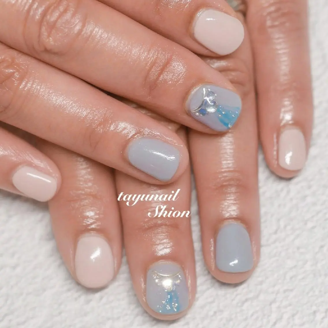 ネイル ブルー ジェルネイル パラジェル 夏ネイル ネイルサロン 【たゆnail】のネイルデザイン