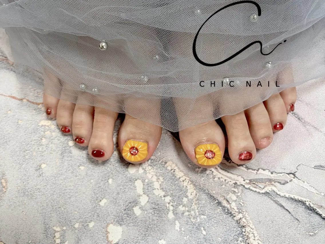 ネイル フットネイル CHIC NailSalonのネイルデザイン