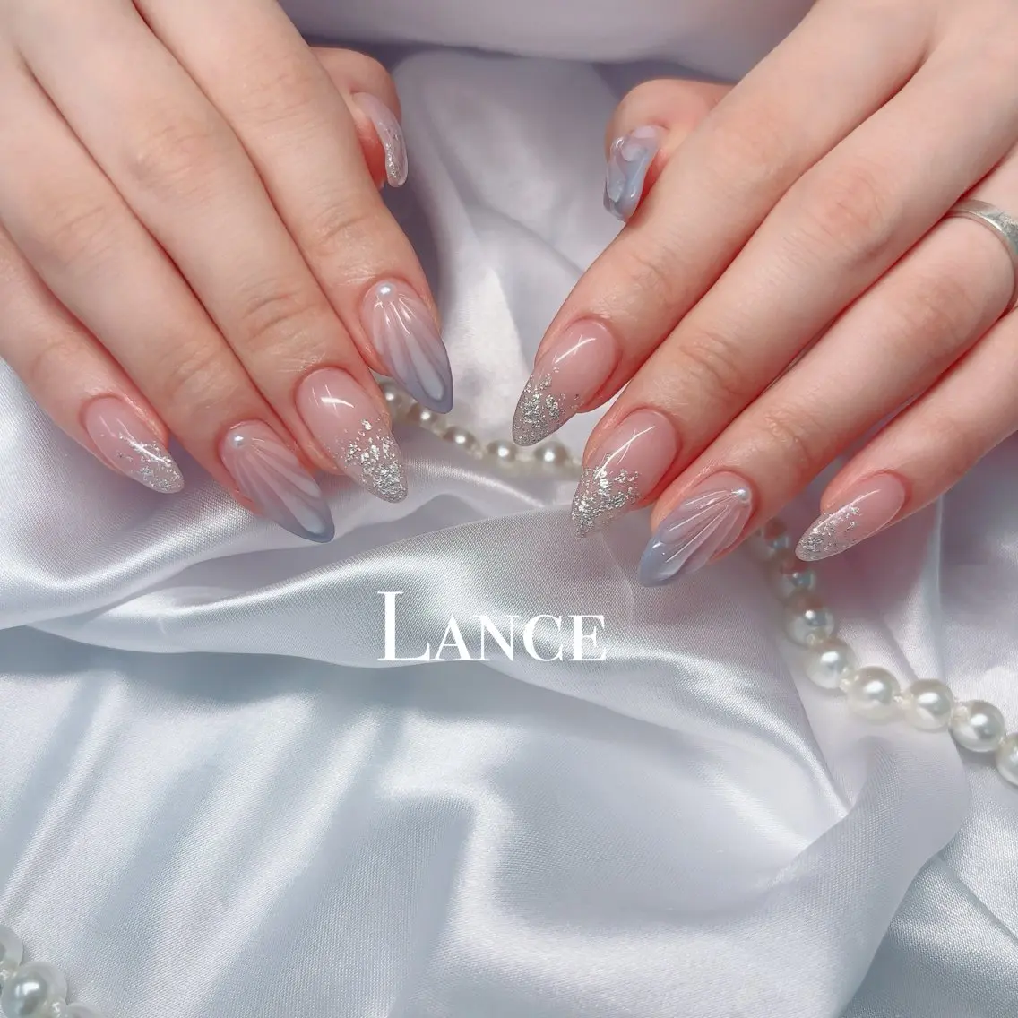 ネイル オーロラネイル フットネイル 氷ネイル・うるうるネイル キラキラネイル 韓国ネイル ハンドネイル Lance nailのネイルデザイン