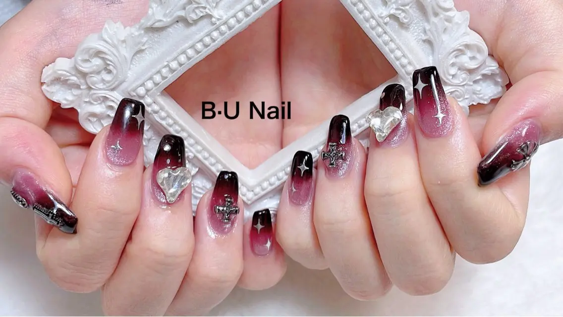 ネイル アートネイル フットネイル ジェルネイル マグネットネイル 持ち込み B·U Nail大宮 長さだし専門店のネイルデザイン
