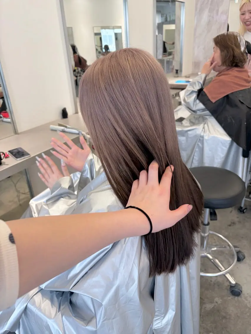 ロング カラー ヘアカラー トリートメント EIGHT /SHU🩶のヘアスタイル