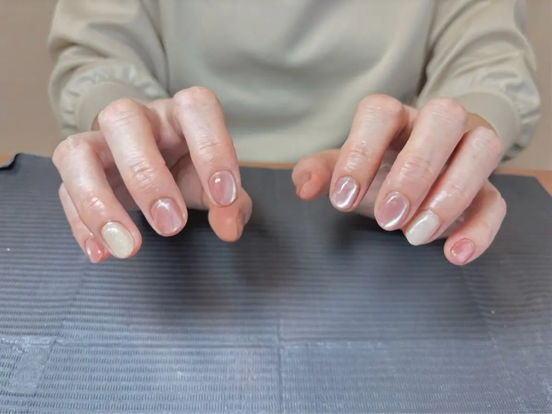 ネイル キラキラネイル マグネットネイル Lino nailのネイルデザイン
