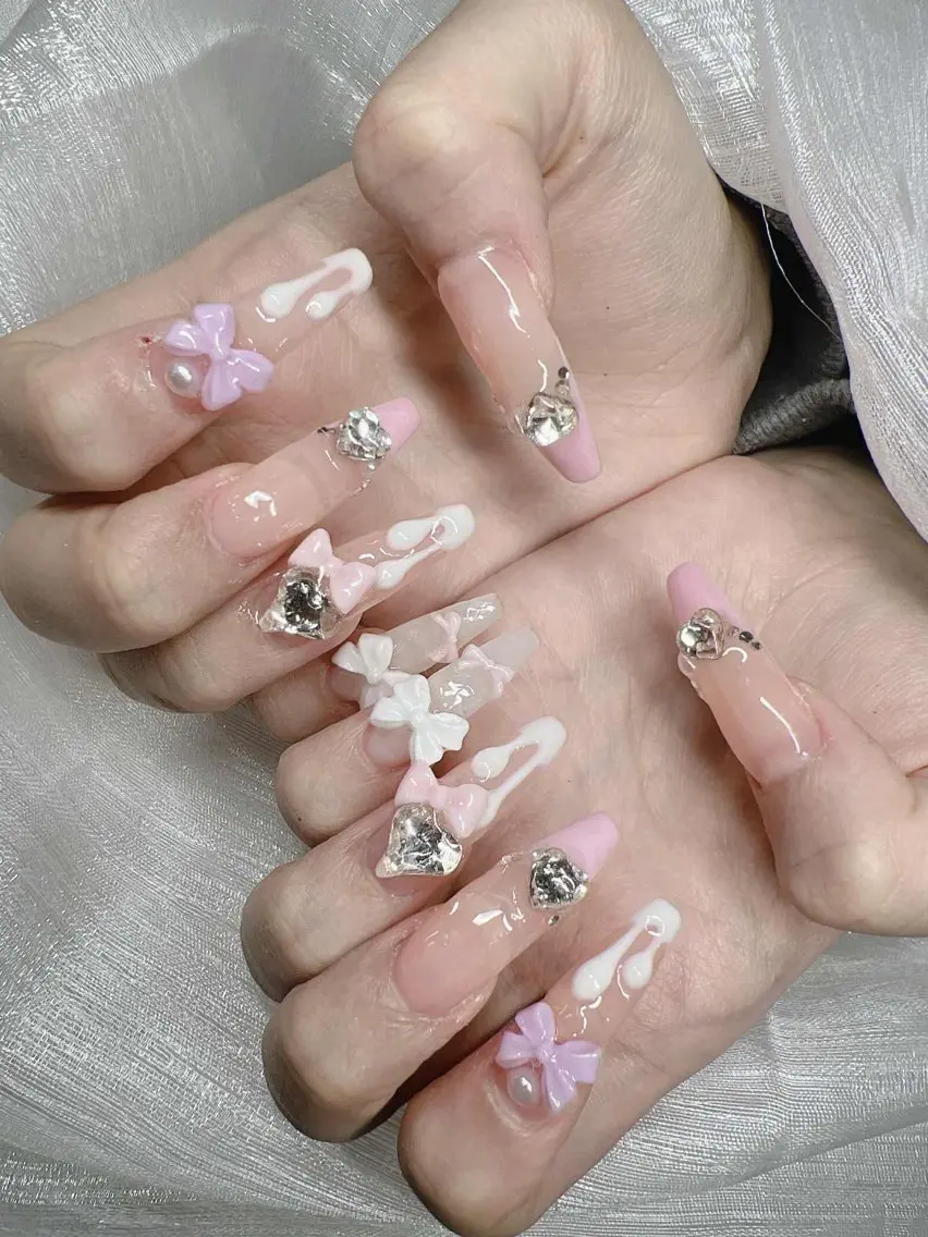 ネイル 長さ出し グラデーション 卒業式 キラキラネイル マグネットネイル ハンドネイル Lee Nailsのネイルデザイン