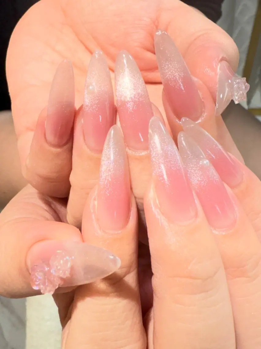 ネイル チークネイル 長さ出し フレンチネイル ガーリー 韓国ネイル ハンドネイル ハンドケア NEW NAIL 池袋のネイルデザイン