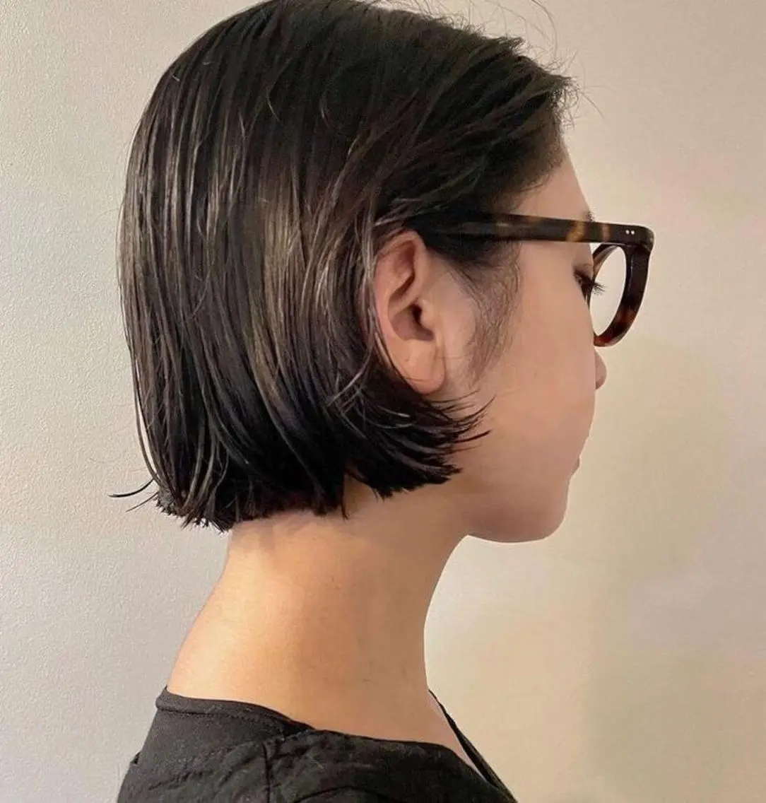ショート ぱつっとボブ/ ボブ特化/タッセルのヘアスタイル