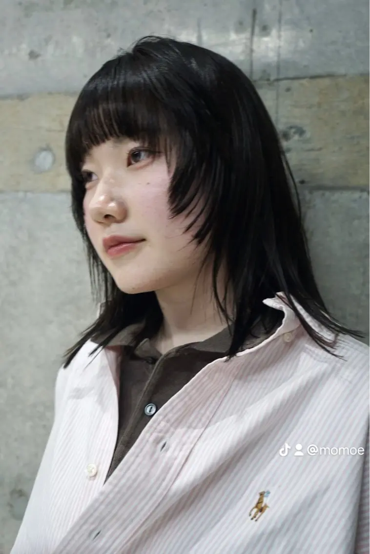 ミディアム カラー カット ヘアカラー トリートメント wewe: momoeのヘアスタイル