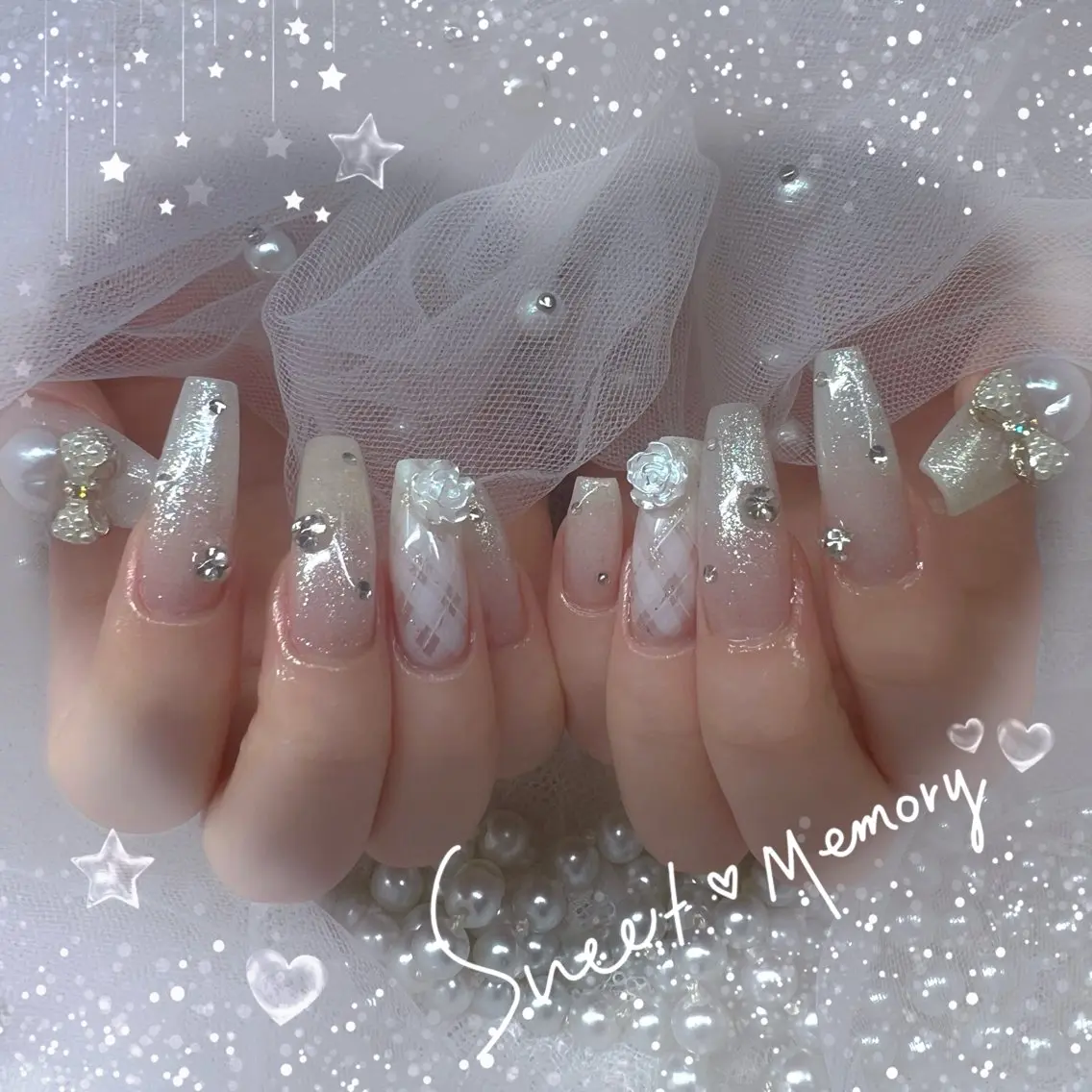 ネイル チークネイル フレンチネイル ガーリー ガラスフレンチ グラデーション ハンドネイル ハンドケア Chill Nailsalonのネイルデザイン