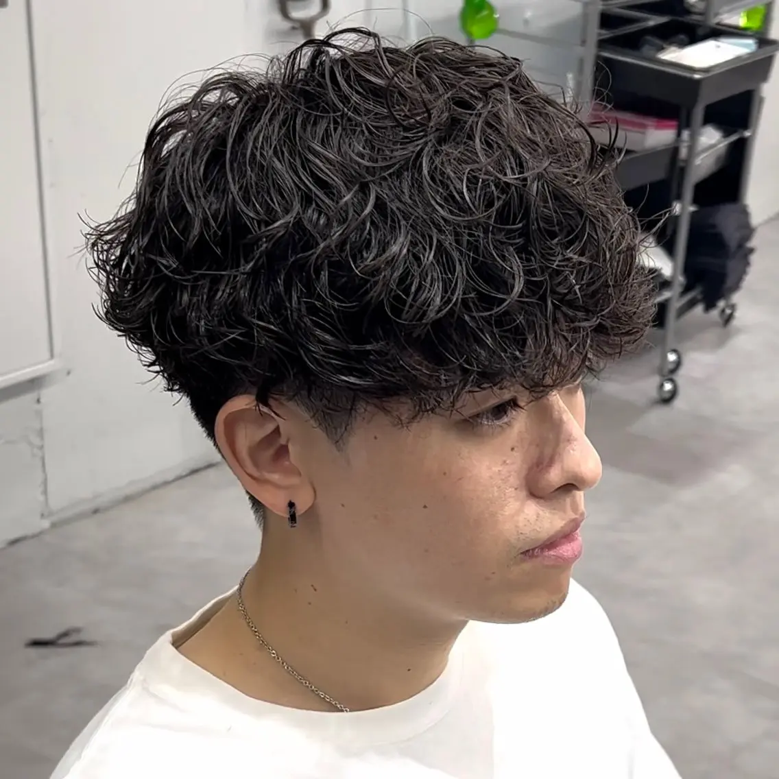 パーマ メンズ メンズパーマ 波巻きパーマ スパイラルパーマ 曲がる縮毛矯正 LIBER 　岩名のヘアスタイル