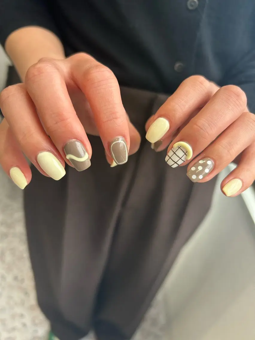 ネイル ハンドネイル 小松 千冬のネイルデザイン