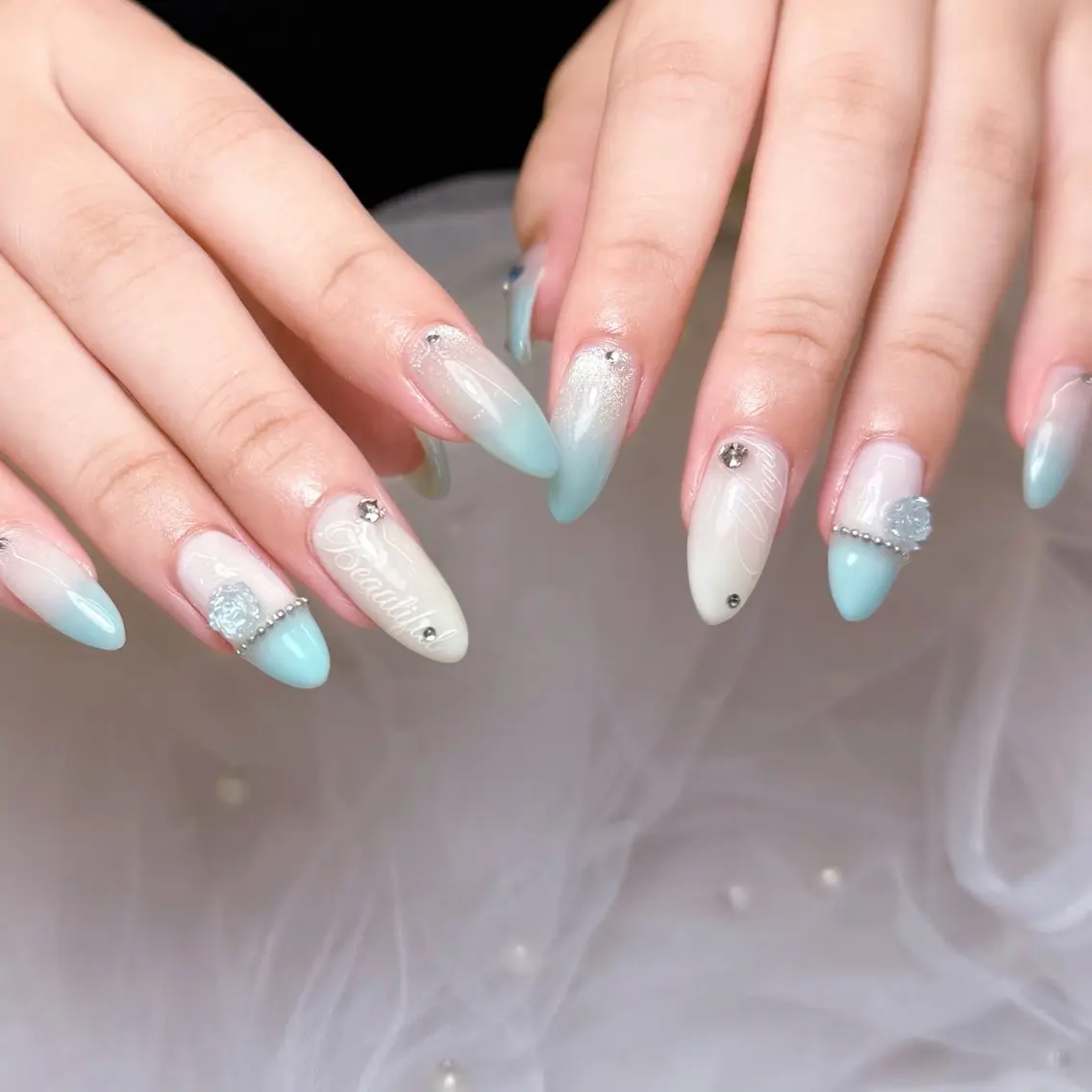 ネイル ハンドネイル mau🩵 堺筋本町nailのネイルデザイン