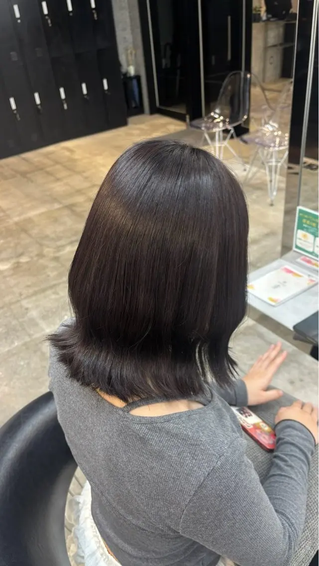 カラー 平口 綾花のヘアスタイル