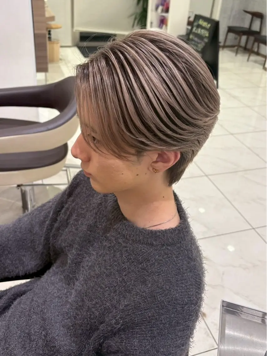 ショート カラー メンズ メンズバレイヤージュ バレイヤージュ レイヤーカット カット ヘアカラー カルマ･ニュアンス/ 縮毛/レイヤーaoiのヘアスタイル