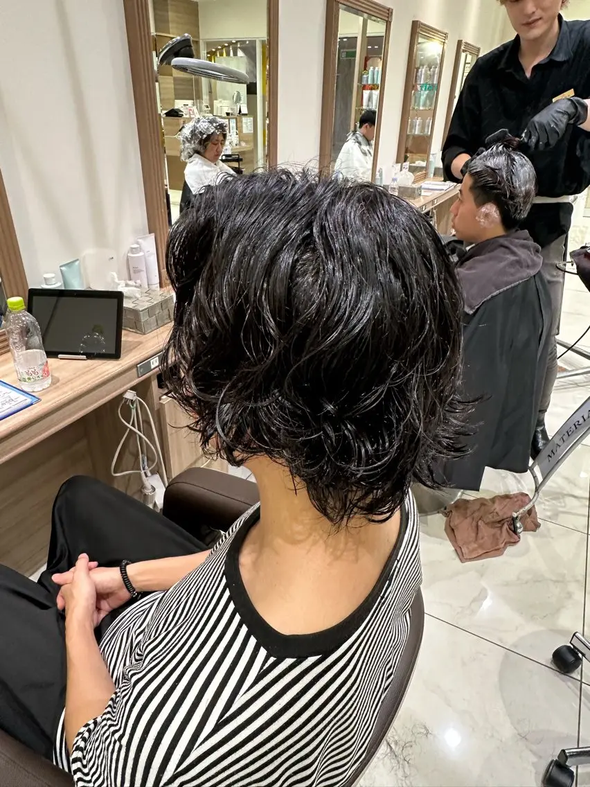 ミディアム パーマ メンズ ミディアムパーマ メンズパーマ 波巻きパーマ 玉村 愛李 【ash 津田沼店】のヘアスタイル