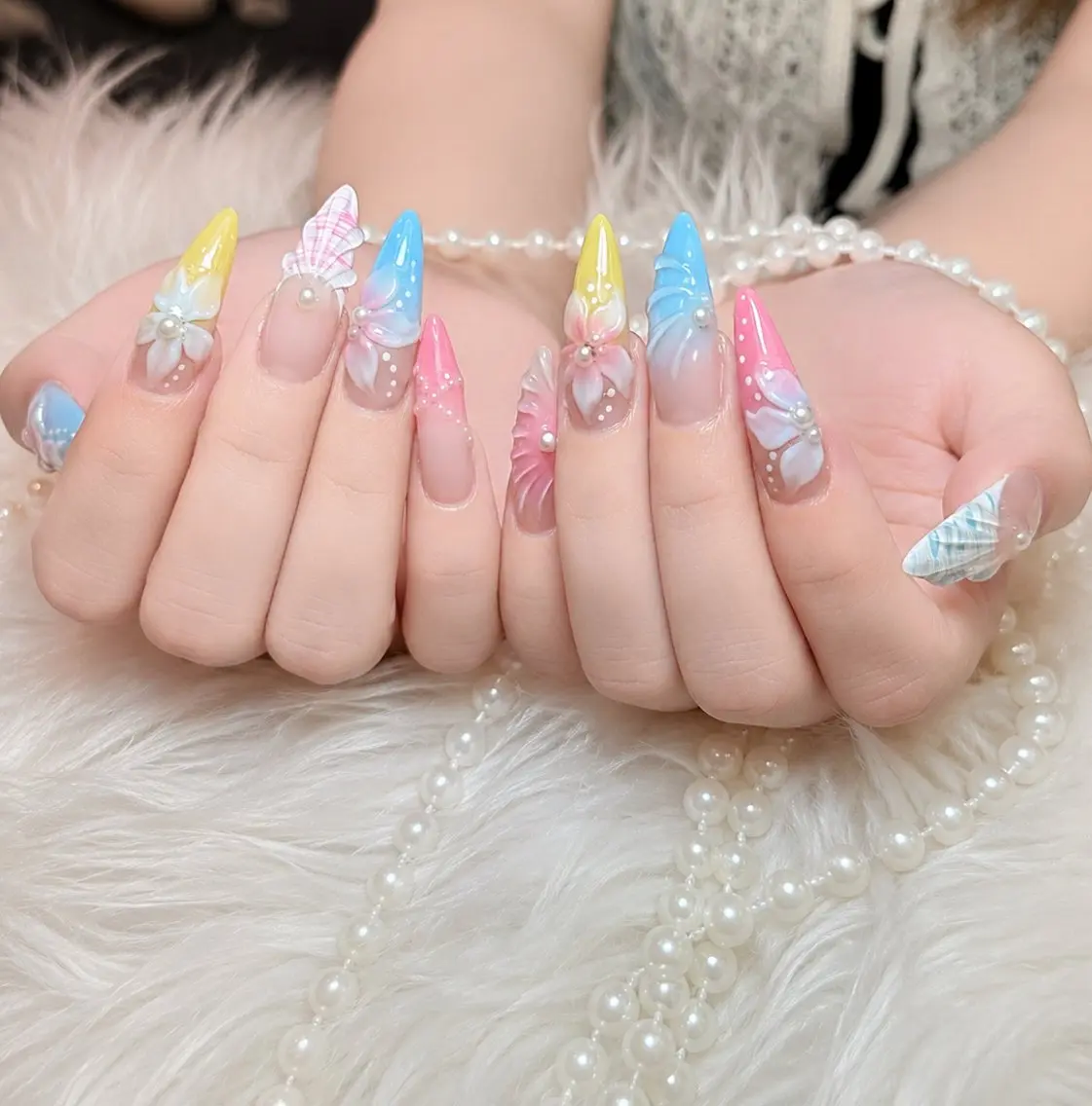 ネイル アートネイル パステルネイル ぷっくりネイル サン サンのネイルデザイン
