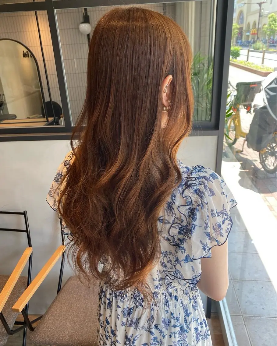 セミロング レイヤーカット lafith hairのヘアスタイル