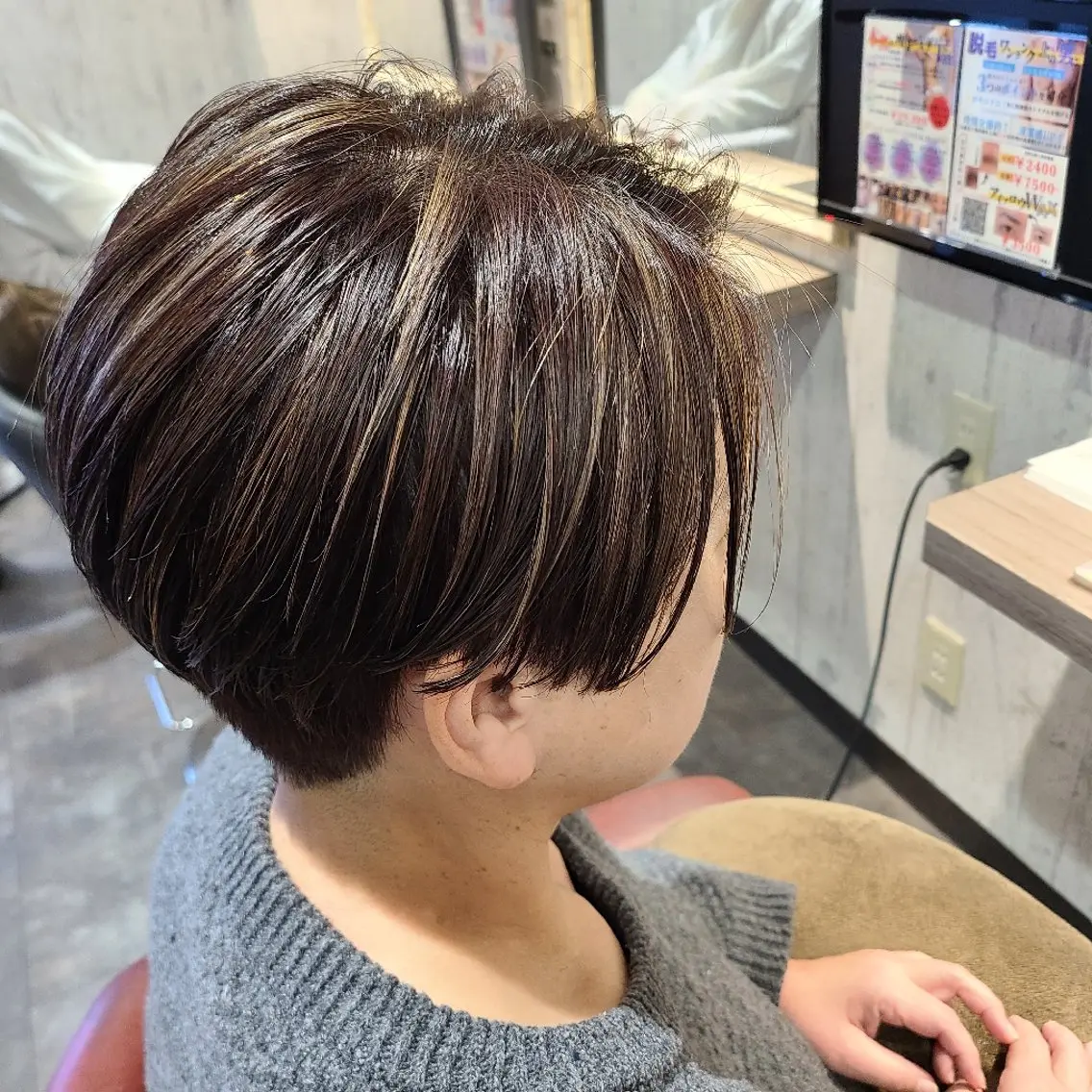 ショート カラー ハイライトカラー ハイライト ショートヘア 大熊 智也のヘアスタイル
