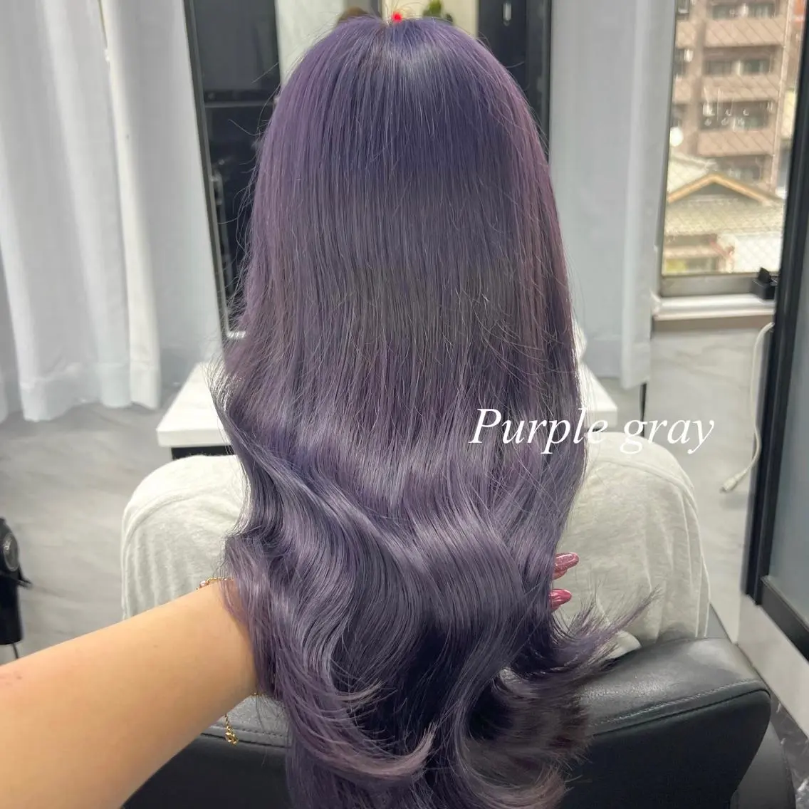 ロング カラー シールエクステ ハイトーンカラー エクステ ヘアカラー シールエクステ特化 ハイトーン、NANAのヘアスタイル