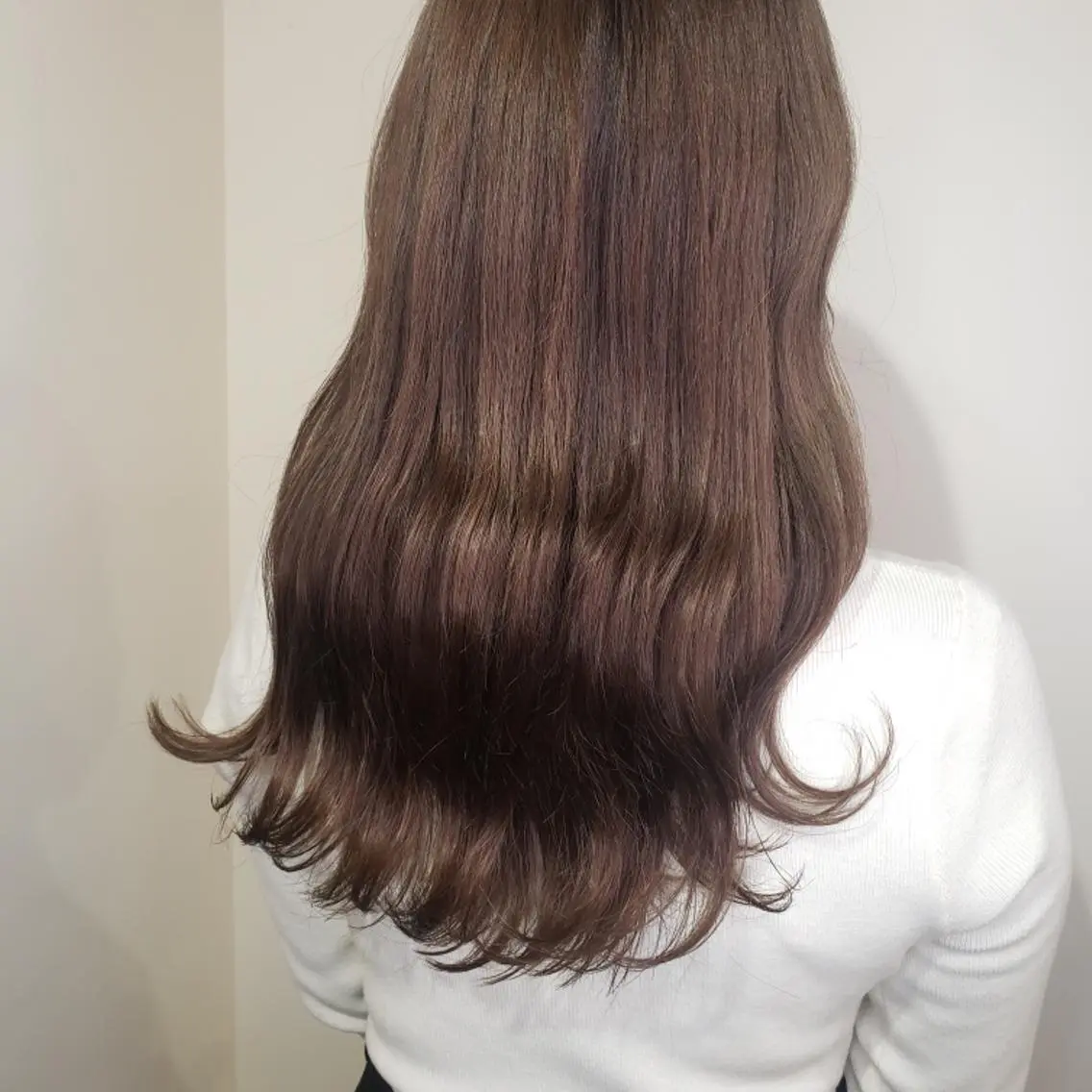 セミロング カット ヘアカラー トリートメント 🇰🇷透明感×ハイ トーン🌟tomoのヘアスタイル