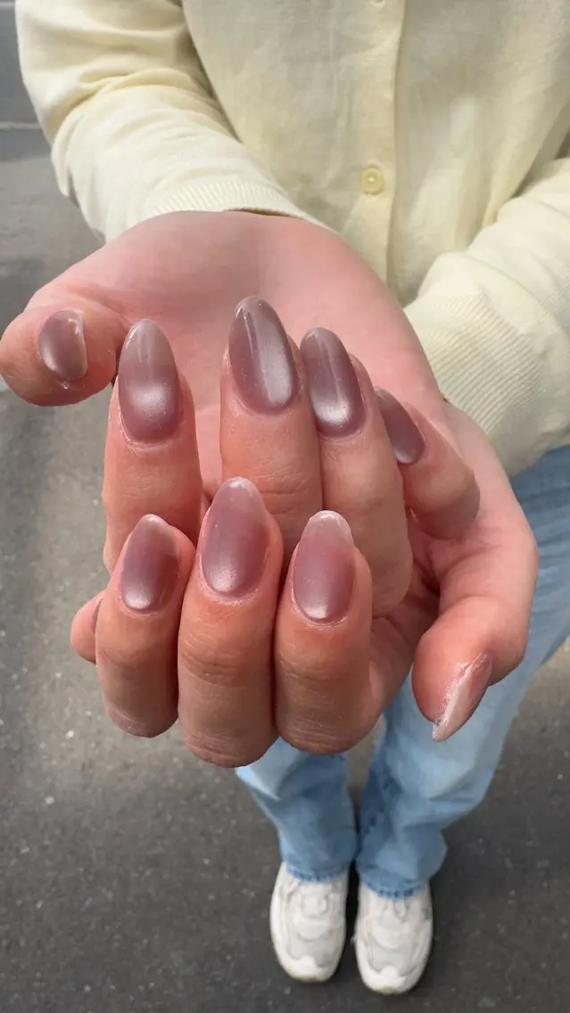 ネイル フラッシュネイル ホログラムネイル 韓国ネイル ラメ(グリッター) ラメグラデーション ハンドネイル MH_ Nailのネイルデザイン