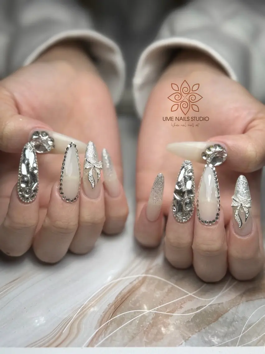 ネイル チークネイル クリアネイル ガーリー キラキラネイル 韓国ネイル Ume Nail Studioのネイルデザイン