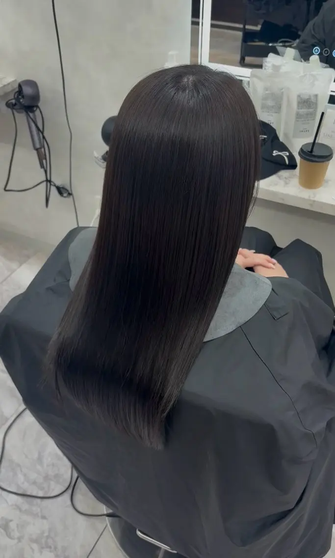 ロング 縮毛矯正 縮毛矯正 TAKAMURA RIYUのヘアスタイル
