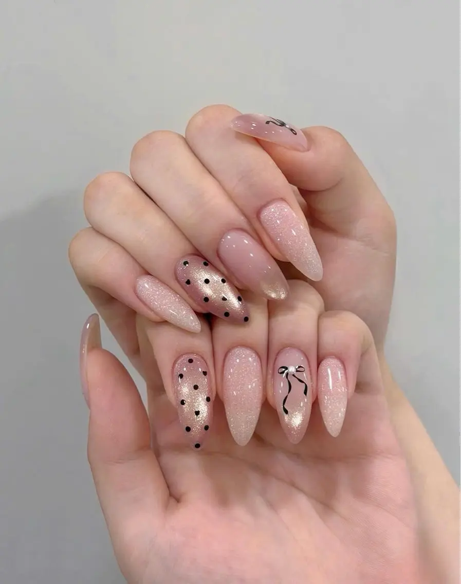 ネイル キラキラネイル マグネットネイル ぷっくりネイル 春ネイル ワンホンネイル ハンドネイル Candy Nailのネイルデザイン