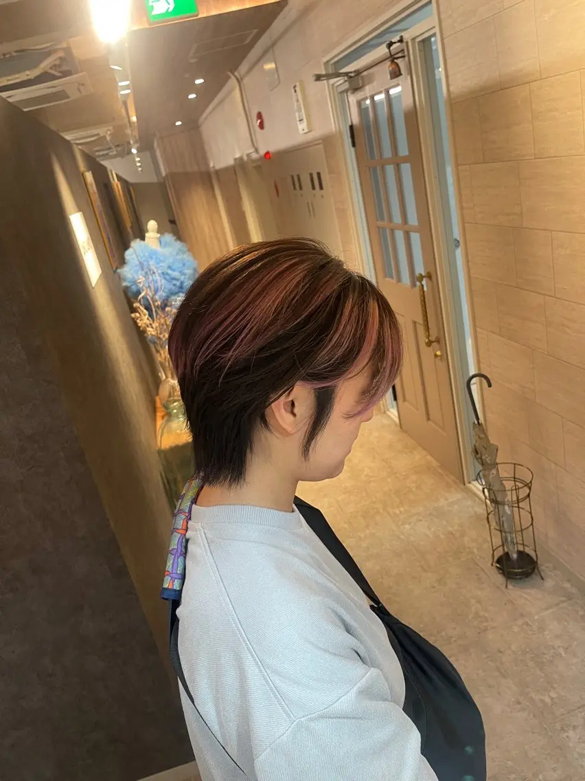 ショート カラー ANDIAMO SAKAE🍁楓のヘアスタイル