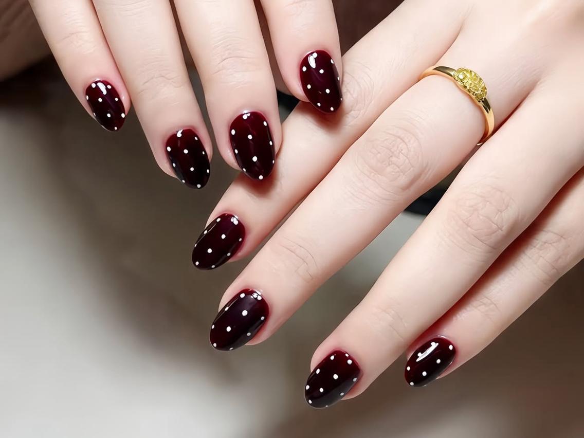 ネイル べっ甲ネイル ボルドー ブラウン チークネイル 長さ出し ハンドネイル ハンドケア NEW NAIL池袋 韓国・ワンホンネイルのネイルデザイン
