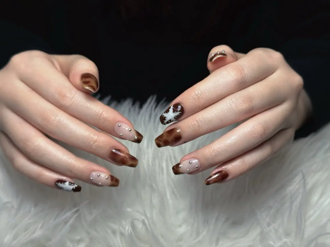 ネイル アートネイル フレンチネイル ジェルネイル キラキラネイル ニュアンスネイル Ryu Nail YukiChanのネイルデザイン