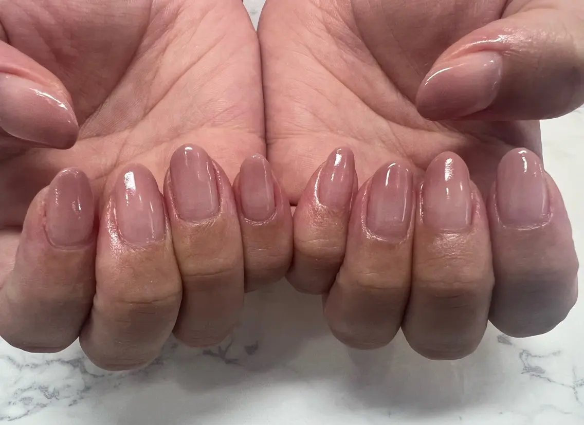 ネイル ピンク ピンクベージュ Ｋｏｒｏｒ🌷 コロールのネイルデザイン