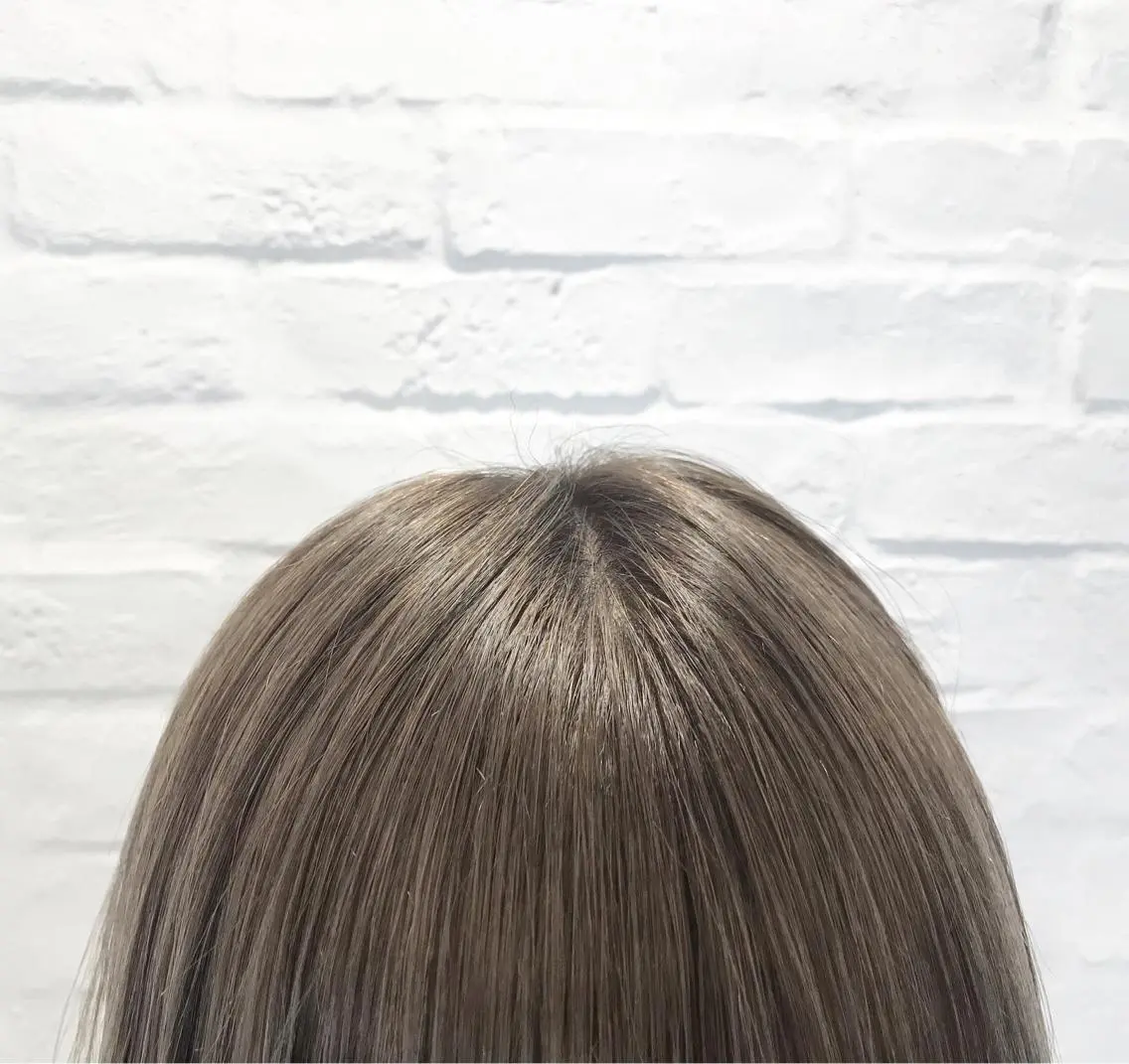 ショート カラー ブリーチ ボブ　ショート 特化 迫田紘史のヘアスタイル