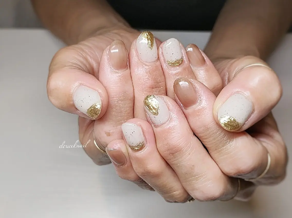 ネイル ニュアンスネイル オフィスネイル 本厚木南口 徒歩3分のネイルデザイン