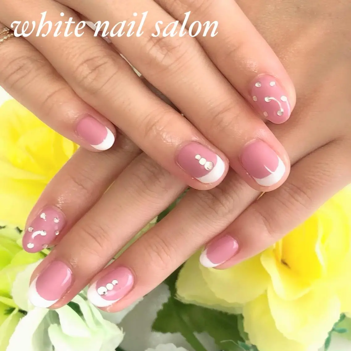 ネイル アートネイル フレンチネイル ジェルネイル ハードジェル 持ち込み ハンドネイル white nail salonのネイルデザイン