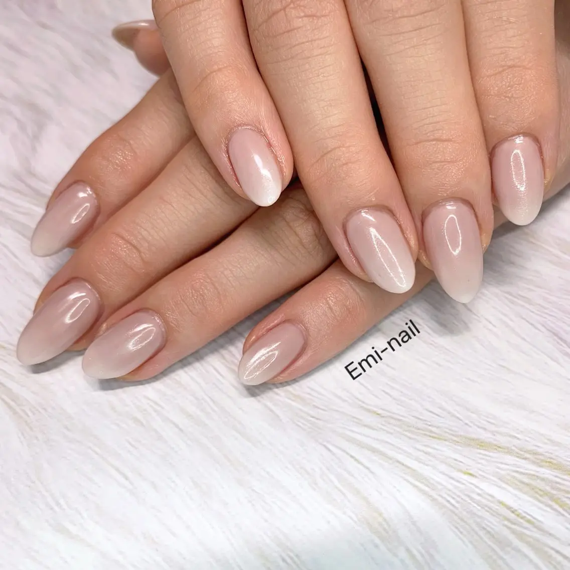ネイル グラデーション ハンドネイル Emi-nail 江﨑のネイルデザイン