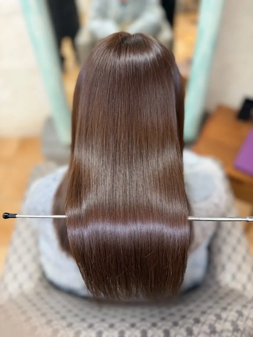 【ブリーチ毛でも出来る】髪質矯正 弱酸性矯正美髪ストレートの写真