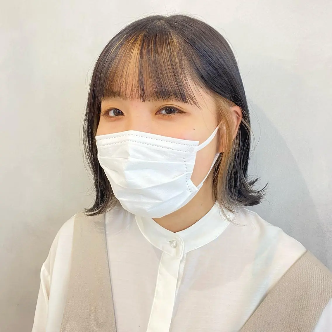 ショート カラー ヘアカラー 🩵ブリーチカラー MIORI🩵のヘアスタイル