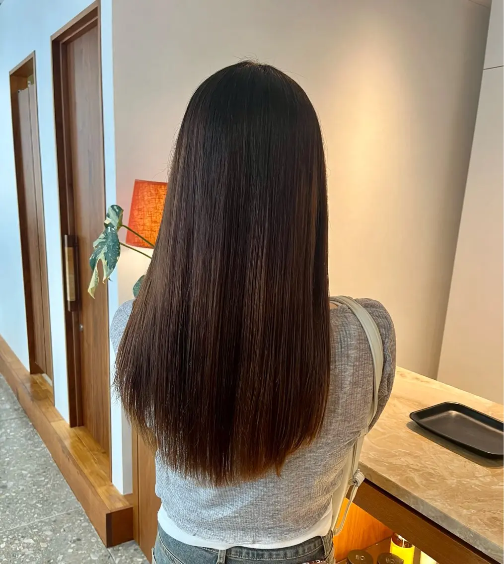ロング 縮毛矯正 縮毛矯正 田﨑 礼恩のヘアスタイル