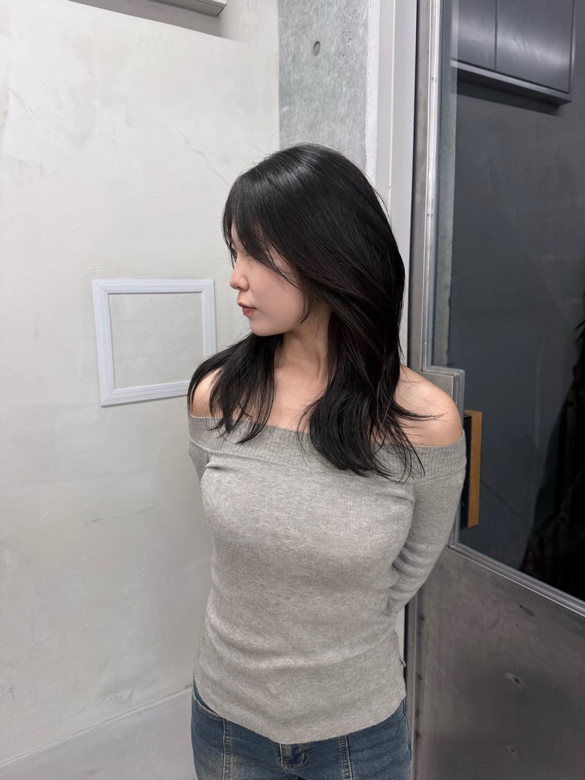 ロング ロングレイヤー アッシュ 顔周りカット 韓国風ヘア レイヤーカット カット トリートメント 誰より丁寧なカット/ 小林輝/レイヤーのヘアスタイル