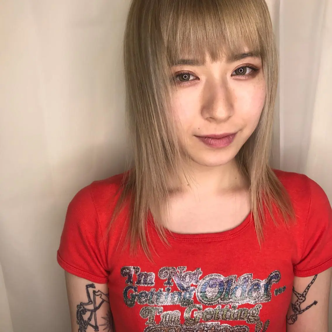 ミディアム レイヤーウルフ エクステ磯部のヘアスタイル