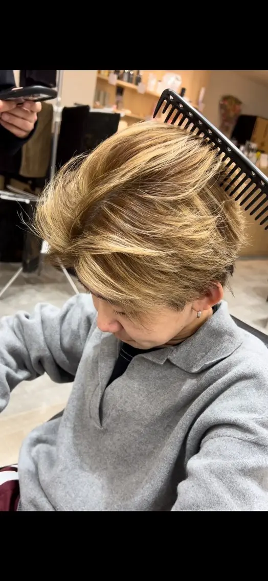 カラー メンズ メンズハイライト ハイライトカラー カット ヘアカラー ツイスパ/フェード /辻諒哉のヘアスタイル