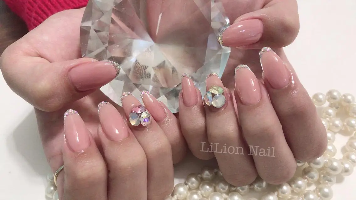 ネイル LiLion Nailのネイルデザイン