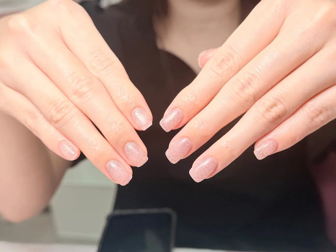 ネイル オーロラネイル 長さ出し フラッシュネイル フラワーネイル フットネイル ハンドネイル 🎀 Ruruのネイルデザイン