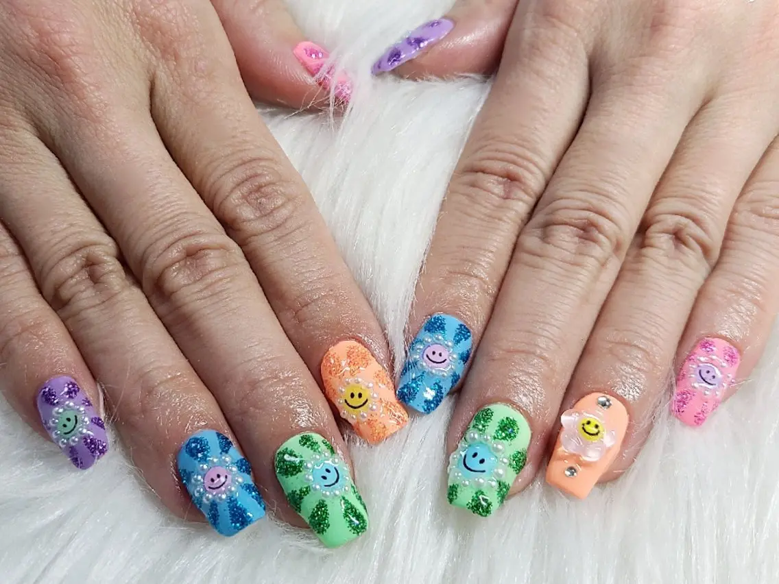 ネイル ハンドネイル Lily Eye&Nailのネイルデザイン