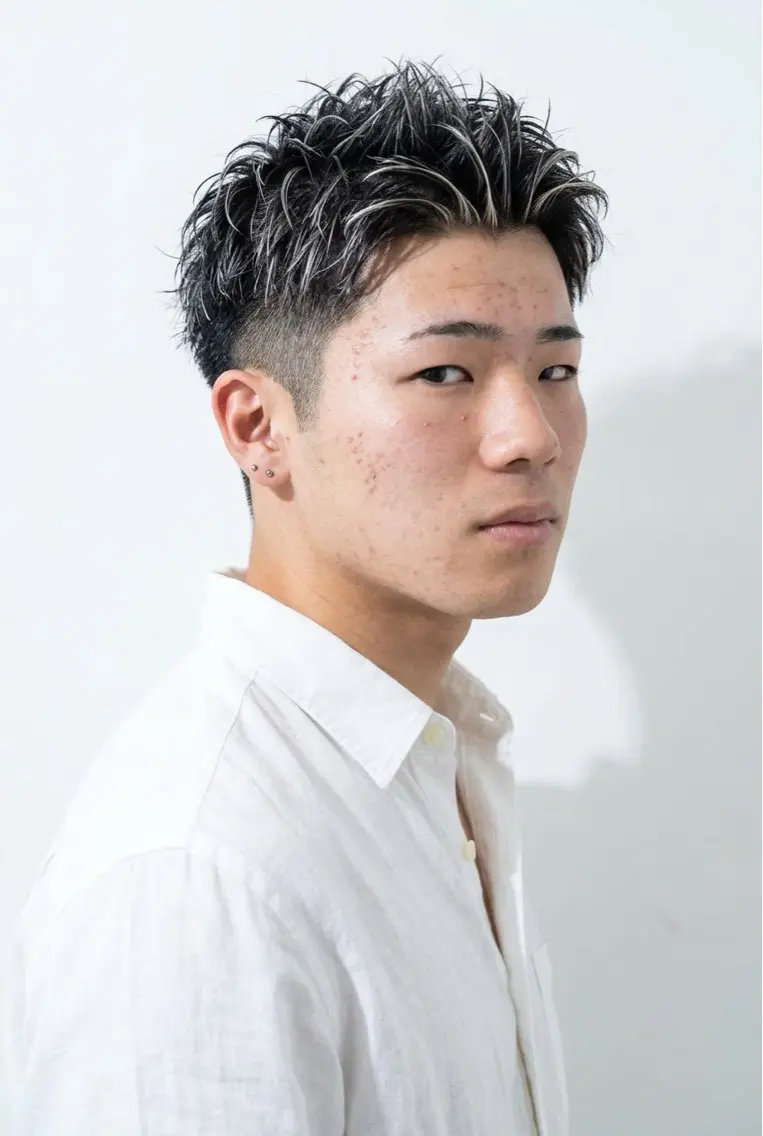 ショート パーマ メンズ メンズパーマ スパイキーショート ショートヘア 心斎橋メンズサロン リベルテグリットのヘアスタイル