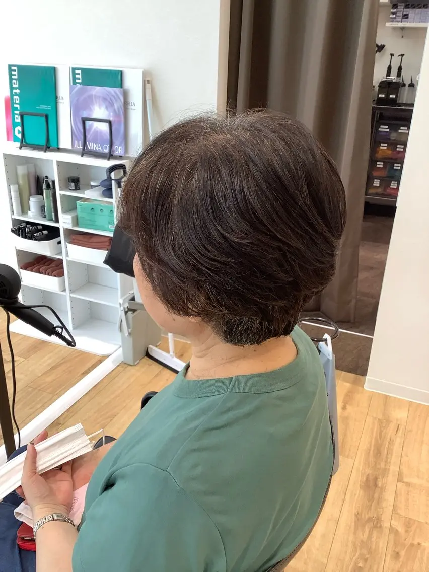 ミディアム カラー カット ヘアカラー 髪質改善縮毛矯正 美容師✂️山崎竜二のヘアスタイル