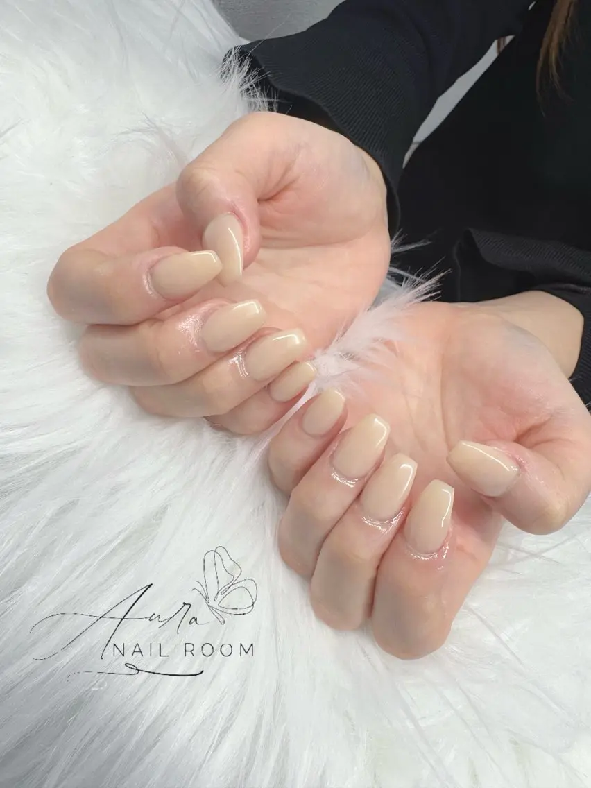 ネイル Luna (Aura nail room)のネイルデザイン