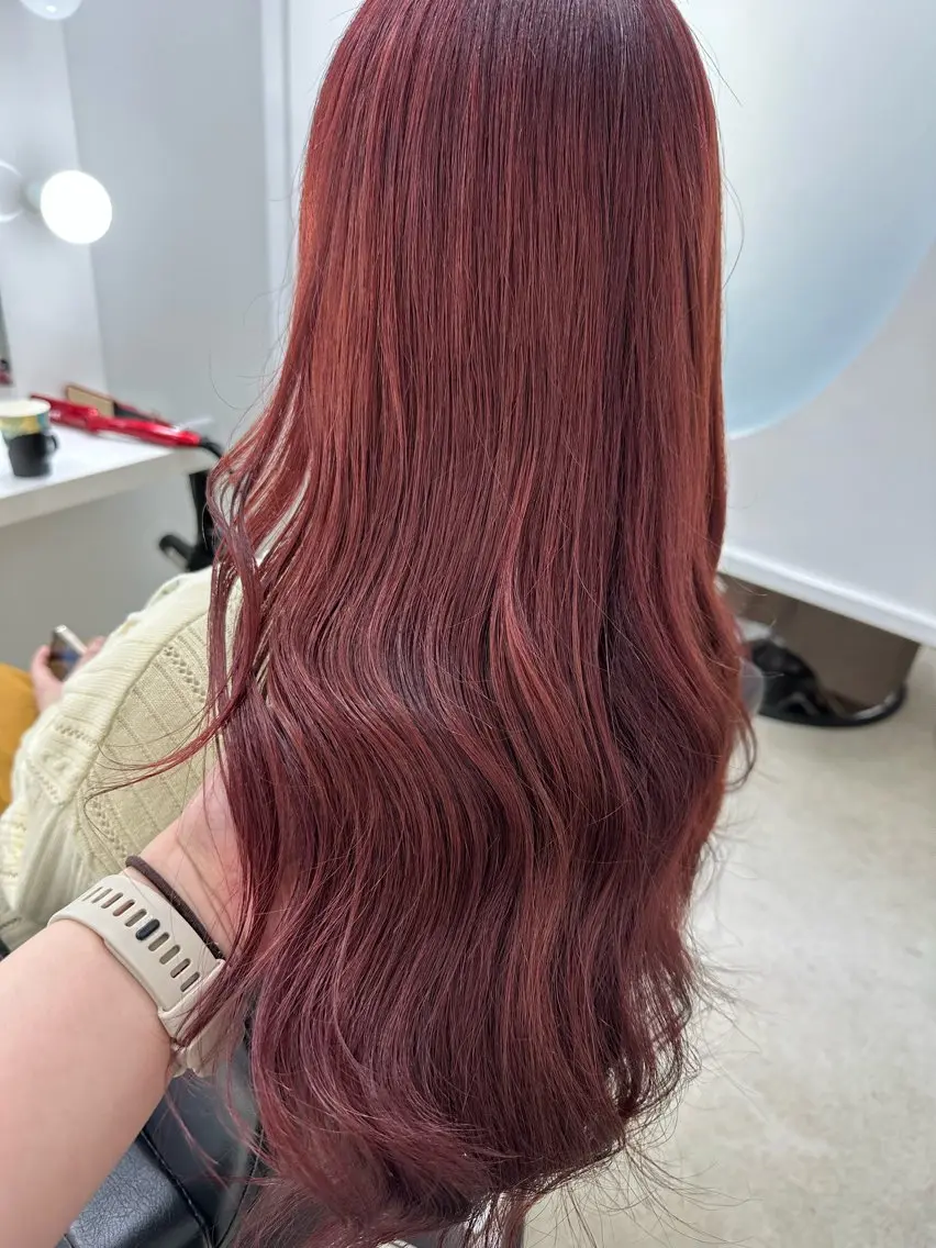 ロング カラー レッドカラー ヘアカラー トリートメント 中河 ななのヘアスタイル