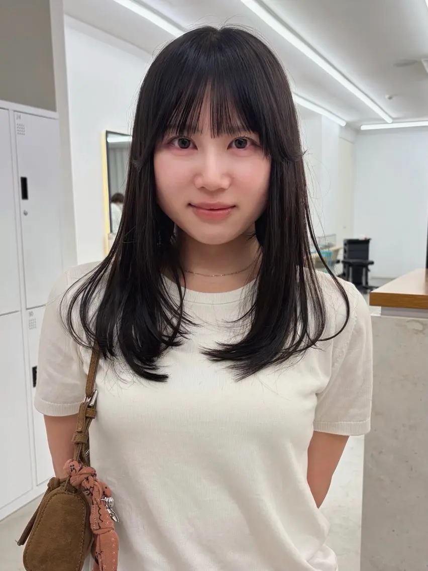 ミディアム くろかわ まいのヘアスタイル